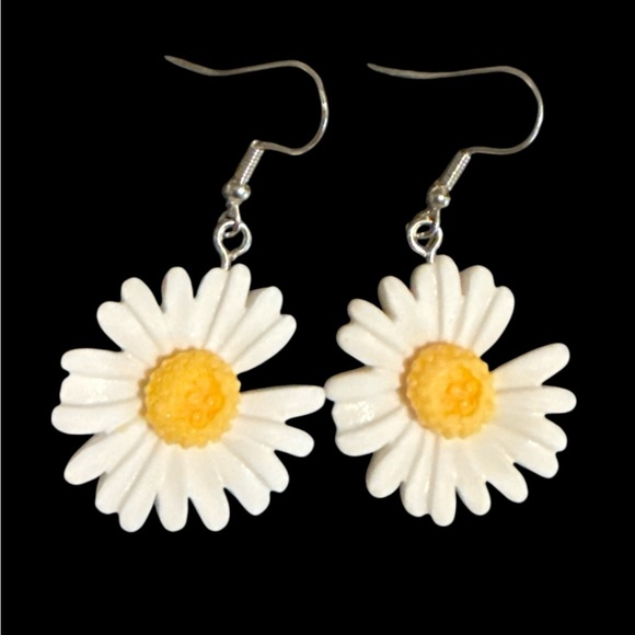 3/$20 Daisy Flower Drop Earrings in White and Yellow “you pick 3” - Picture 1 of 7